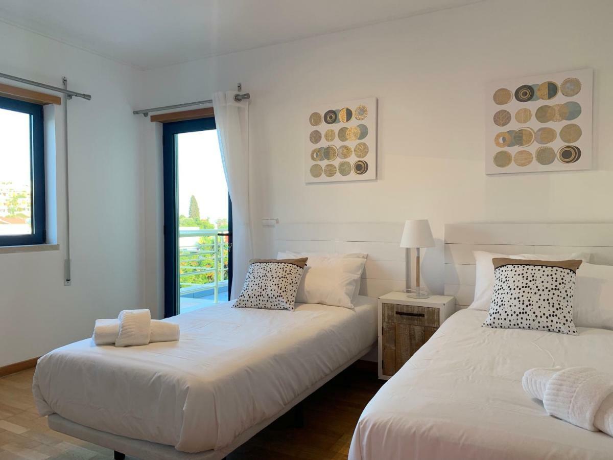 Penthouse 160Sqm Wide Terraces Pool View & Private Hot Tub & Parking Appartement Albufeira Buitenkant foto