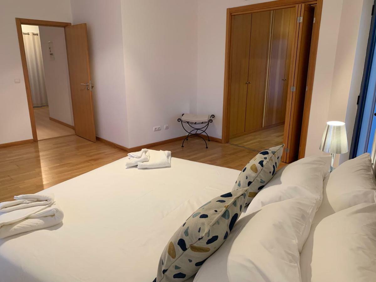 Penthouse 160Sqm Wide Terraces Pool View & Private Hot Tub & Parking Appartement Albufeira Buitenkant foto