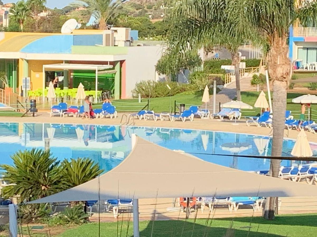 Penthouse 160Sqm Wide Terraces Pool View & Private Hot Tub & Parking Appartement Albufeira Buitenkant foto